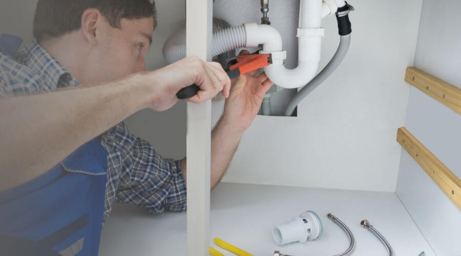 Professional sink repair in Mantador, ND
